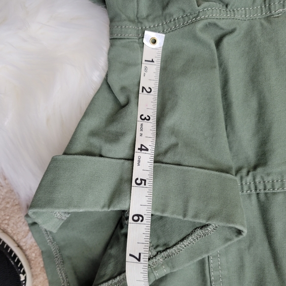 Boden Forest Green Walking Shorts SZ 14 - Picture 4 of 14